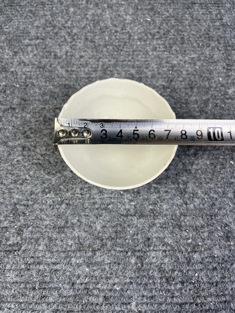 古玩陶瓷乾隆廣彩滿大人花口杯真品鑒賞圖