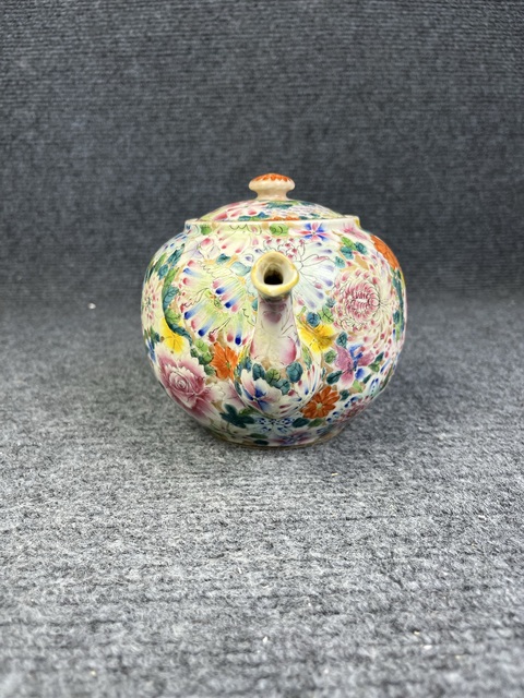 古玩陶瓷粉彩百花不落地大茶壺真品鑒賞圖