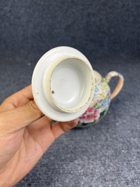 古玩陶瓷粉彩百花不落地大茶壺真品鑒賞圖