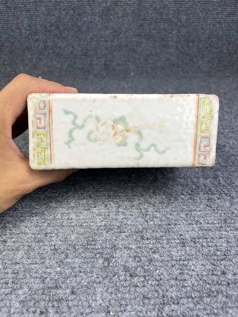 古玩陶瓷粉彩牡丹花卉紋書檔真品鑒賞圖