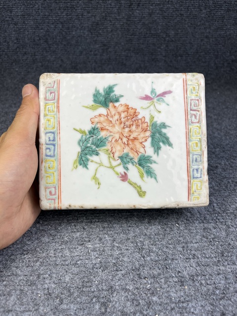 古玩陶瓷粉彩牡丹花卉紋書檔真品鑒賞圖