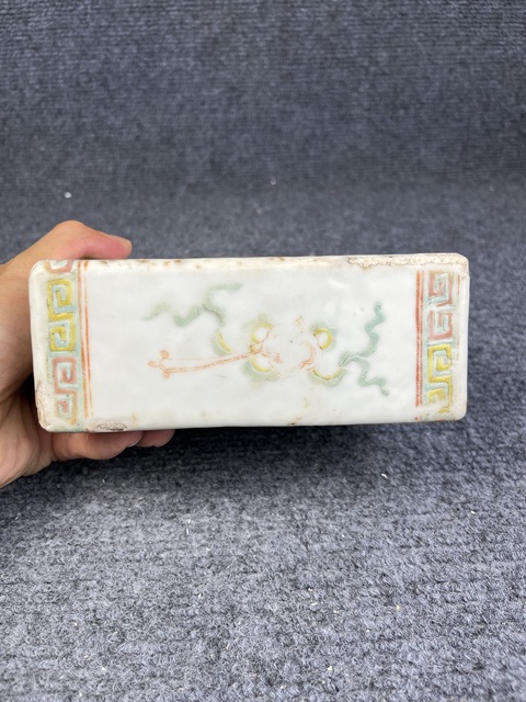 古玩陶瓷粉彩牡丹花卉紋書檔真品鑒賞圖
