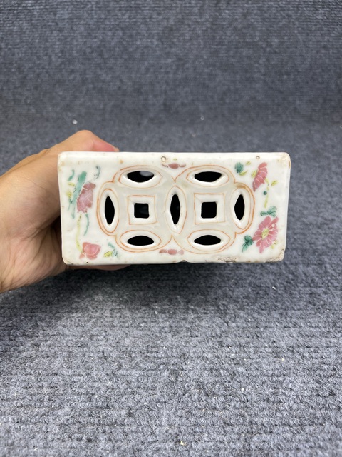 古玩陶瓷粉彩牡丹花卉紋書檔真品鑒賞圖