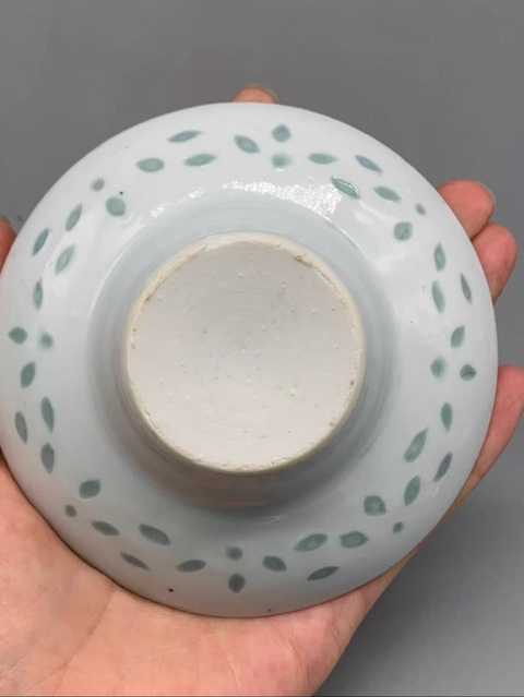 古玩陶瓷青花加彩玲瓏瓷三才蓋碗真品鑒賞圖