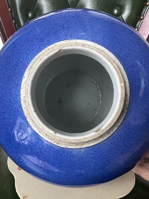 古玩陶瓷晚清灑藍(lán)釉罐真品鑒賞圖