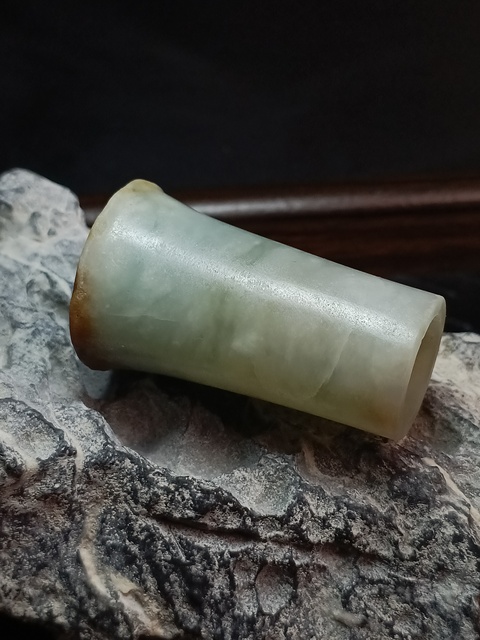 古玩玉器清代翡翠雕“煙槍嘴”拍賣，當前價格4000元