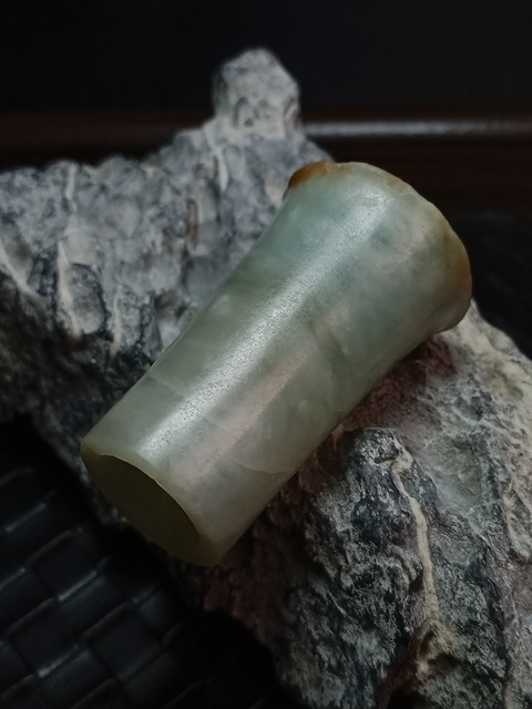 古玩玉器清代翡翠雕“煙槍嘴”拍賣，當前價格4000元