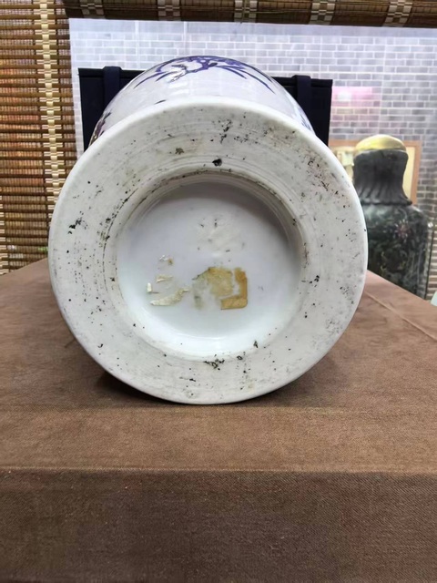 古玩陶瓷青花梅瓶真品鑒賞圖