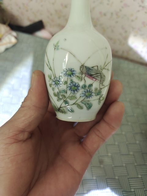 古玩陶瓷粉彩飛黃騰達圖撇口瓶真品鑒賞圖