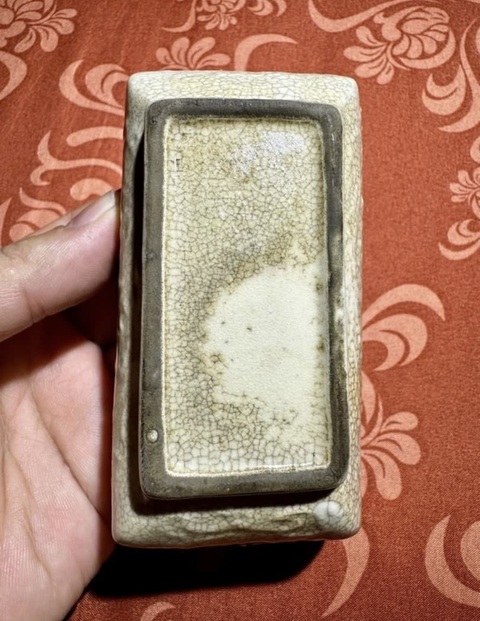 古玩陶瓷民國地方窯口仿哥釉小盆真品鑒賞圖