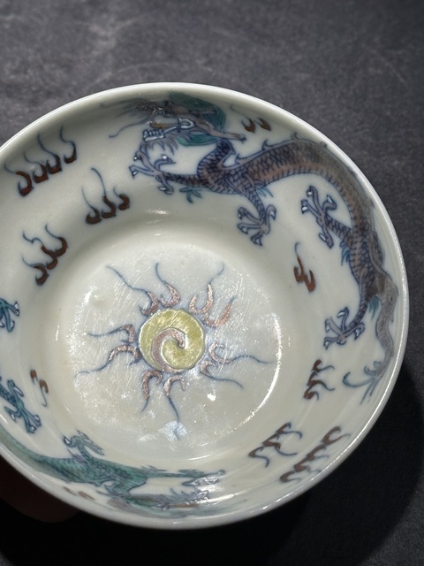 古玩陶瓷斗彩束腰碗真品鑒賞圖