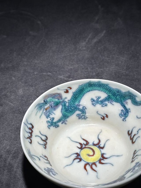 古玩陶瓷斗彩束腰碗真品鑒賞圖
