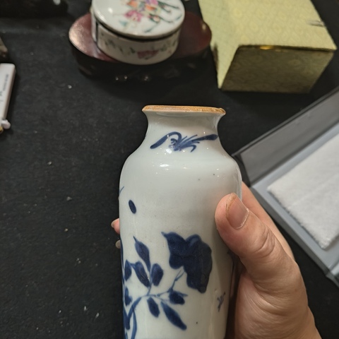 古玩陶瓷青花花鳥紋筒瓶真品鑒賞圖