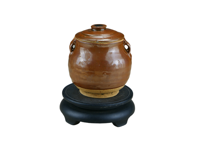 古玩陶瓷精品:明代耀州窯紫金釉四耳蓋罐(高品質)拍賣,當前價格350元