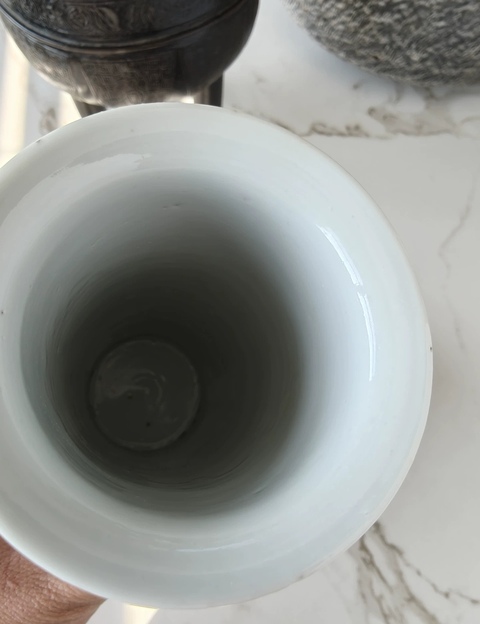 古玩陶瓷青花雙龍穿花紋花觚真品鑒賞圖