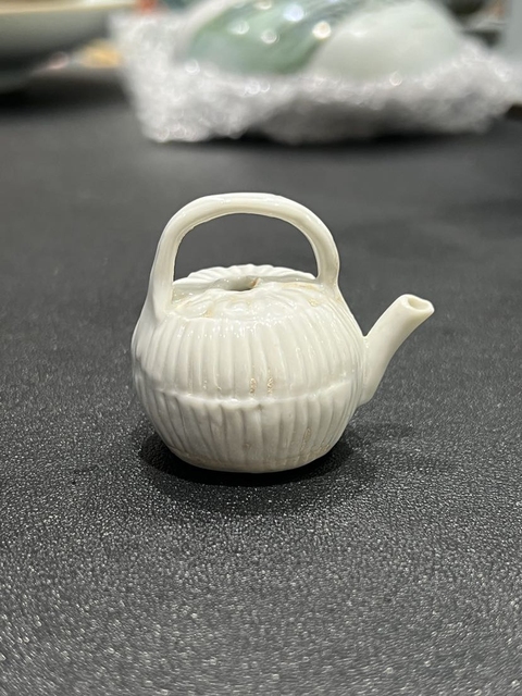 古玩陶瓷德化窯執壺型水滴真品鑒賞圖