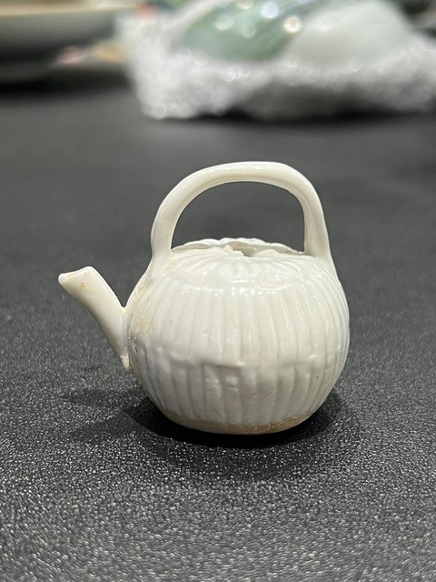古玩陶瓷德化窯執壺型水滴真品鑒賞圖