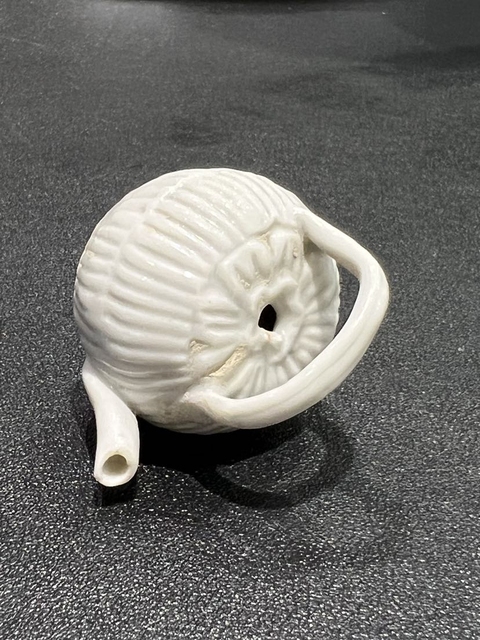 古玩陶瓷德化窯執壺型水滴真品鑒賞圖