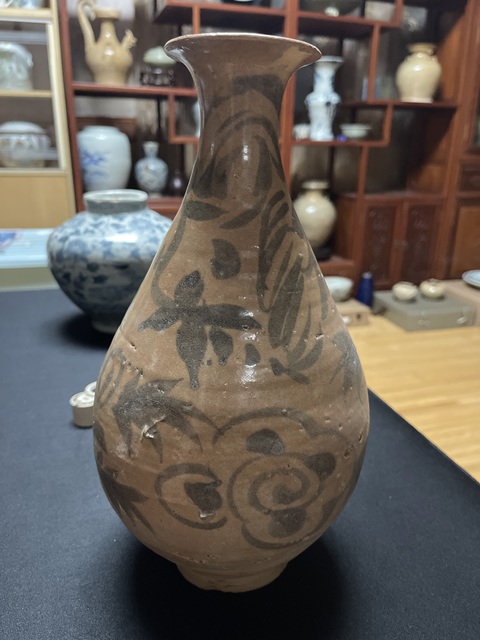 古玩陶瓷玉溪窯青花花卉紋玉壺春瓶真品鑒賞圖