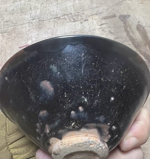 古玩陶瓷南宋福建窯場黑釉斗笠盞真品鑒賞圖