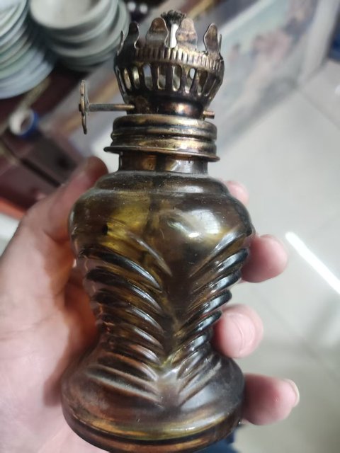 古玩雜項(xiàng)煤油燈真品鑒賞圖