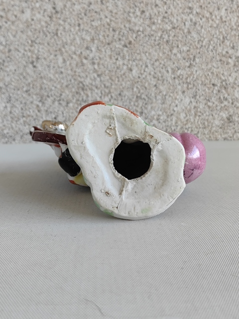 古玩陶瓷粉彩人物造像真品鑒賞圖