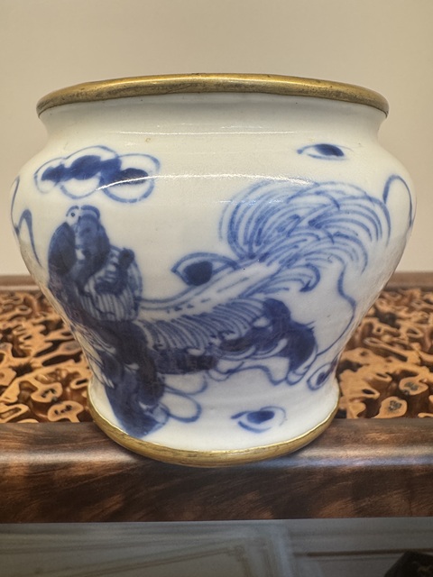古玩陶瓷獅紋青花廣口罐拍賣，當(dāng)前價(jià)格5600元