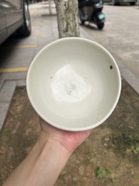 古玩陶瓷宋代湖田窯高足碗真品鑒賞圖