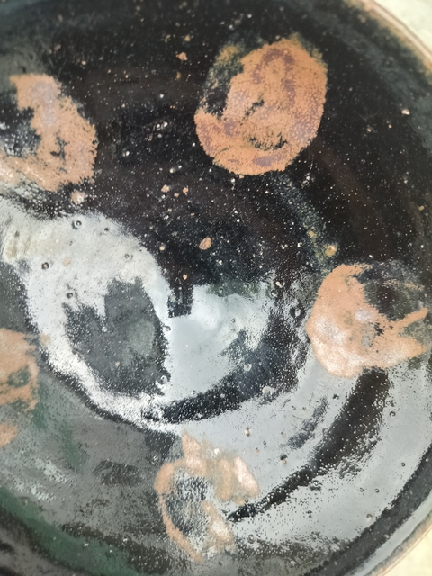 古玩陶瓷黑釉鐵銹斑碗真品鑒賞圖