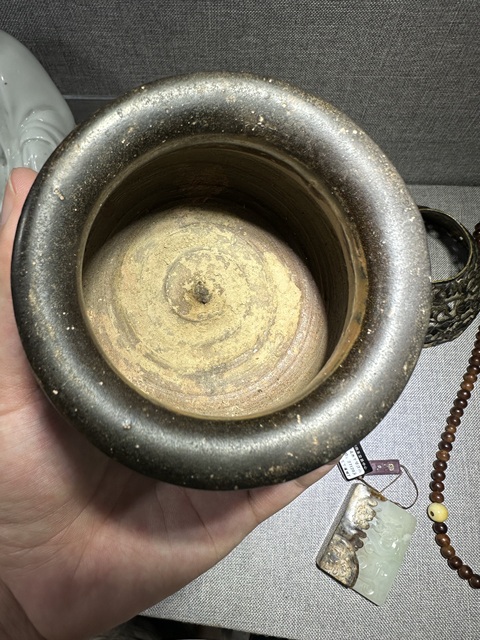 古玩陶瓷贛州窯黑釉鬲式爐真品鑒賞圖