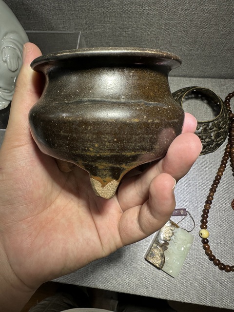 古玩陶瓷贛州窯黑釉鬲式爐真品鑒賞圖
