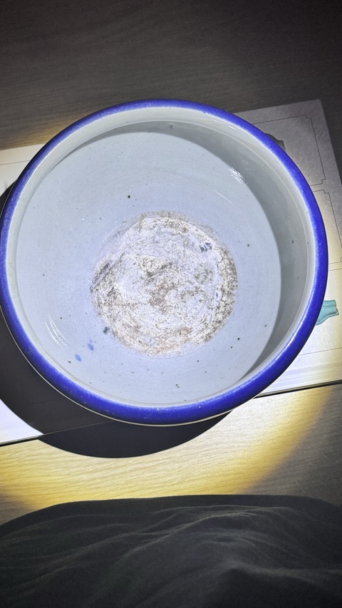 古玩陶瓷乾隆祭藍(lán)釉三足爐真品鑒賞圖