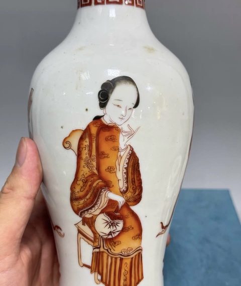 古玩陶瓷觀音瓶真品鑒賞圖