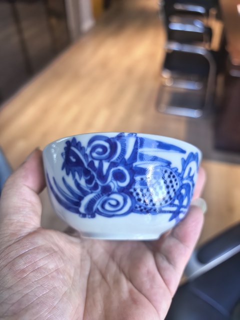 古玩陶瓷青花鳳凰涎玉書茶碗真品鑒賞圖