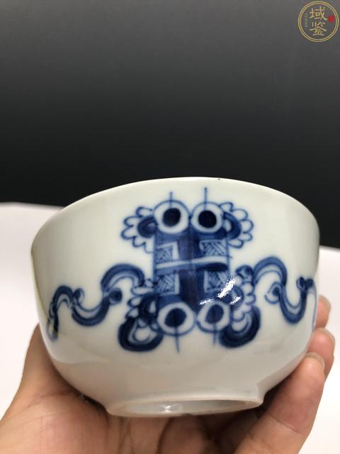 古玩陶瓷青花鳳凰涎玉書茶碗真品鑒賞圖