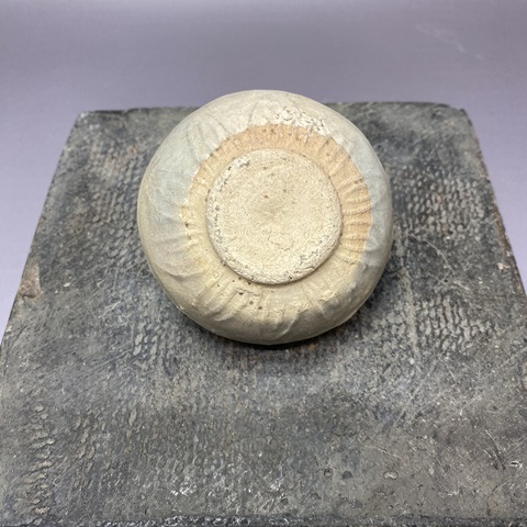 古玩陶瓷元代印花罐真品鑒賞圖