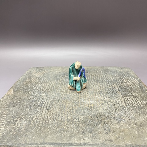 古玩陶瓷石灣窯人物塑像真品鑒賞圖