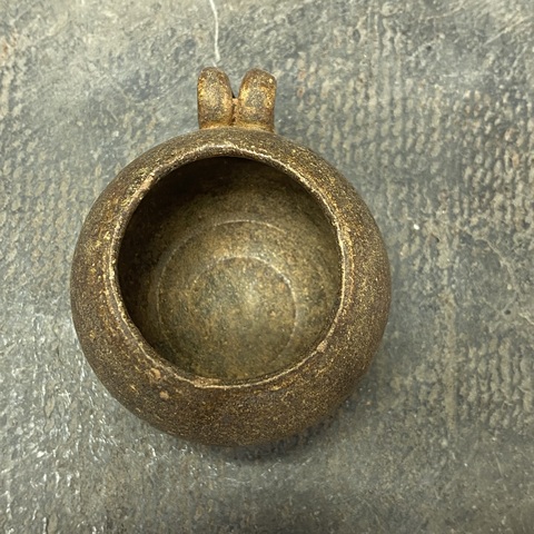 古玩陶瓷褐釉鳥食罐真品鑒賞圖