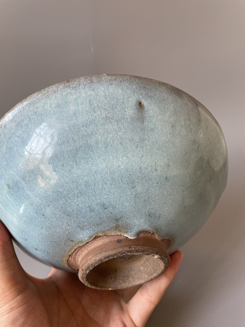 古玩陶瓷金元鈞窯天藍(lán)釉紫斑大碗拍賣(mài)，當(dāng)前價(jià)格5800元