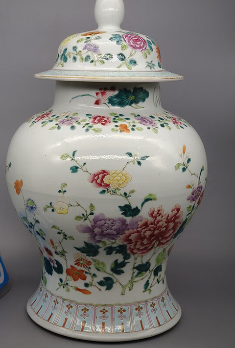 古玩陶瓷晚清細路粉彩將軍罐真品鑒賞圖