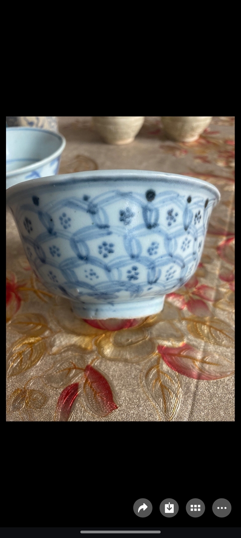 古玩陶瓷明空白期青花小碗真品鑒賞圖