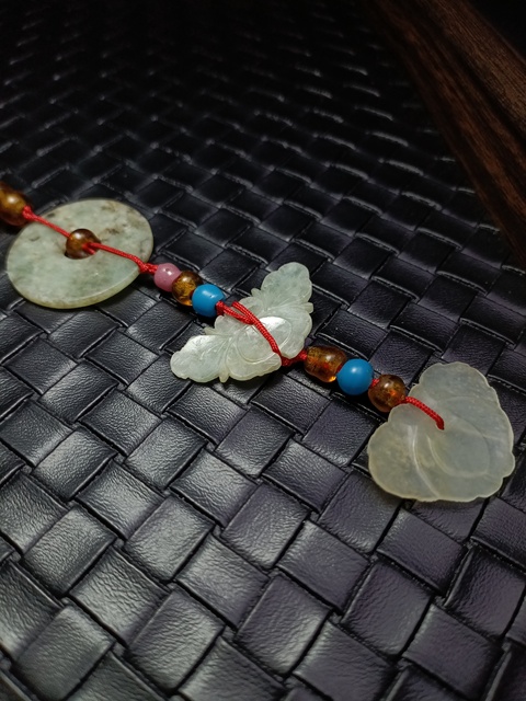 古玩玉器清代和田玉自編掛飾拍賣，當(dāng)前價格1500元