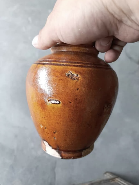 古玩陶瓷鞏縣窯黃釉萬年罐真品鑒賞圖