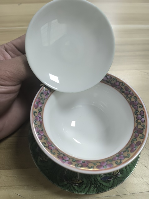 古玩陶瓷三才蓋杯真品鑒賞圖
