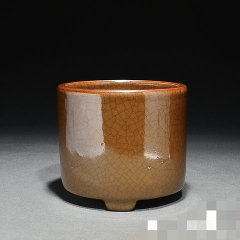 古玩陶瓷哥釉三足筒式香爐真品鑒賞圖