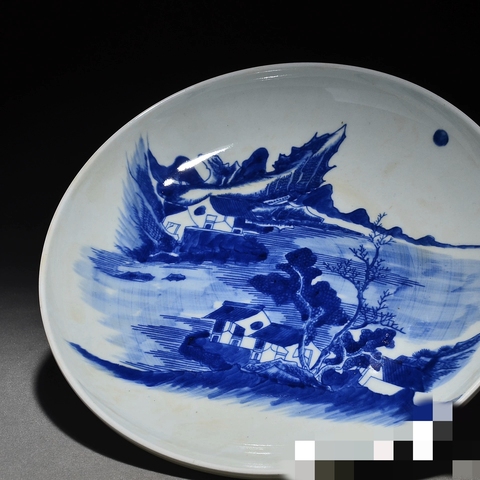 古玩陶瓷山水紋青花盤真品鑒賞圖