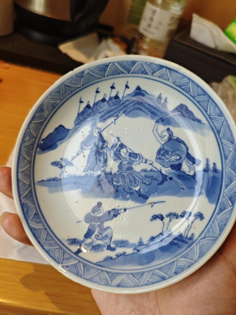 古玩陶瓷青花刀馬人物戰將紋盤真品鑒賞圖