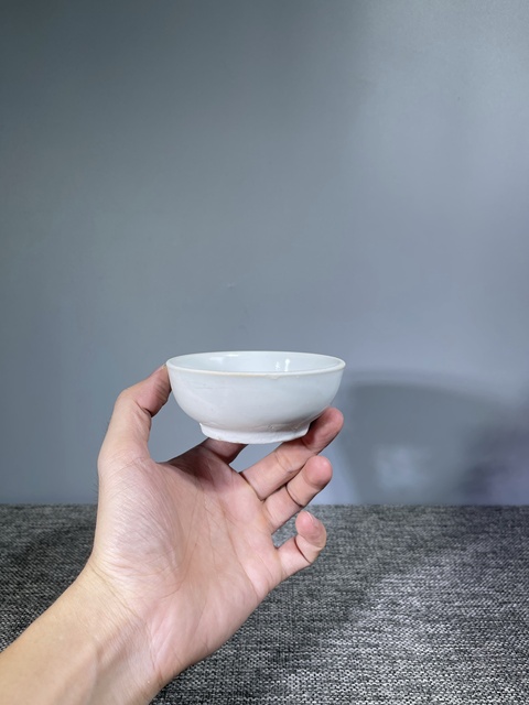古玩陶瓷白釉墩式碗真品鑒賞圖