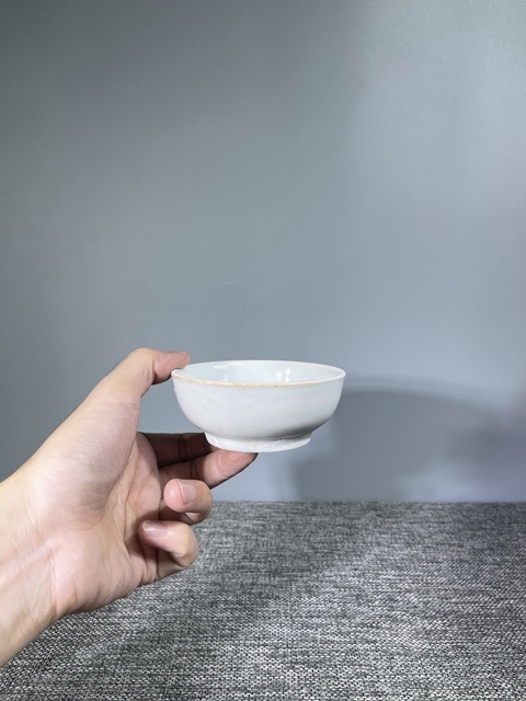 古玩陶瓷白釉墩式碗真品鑒賞圖