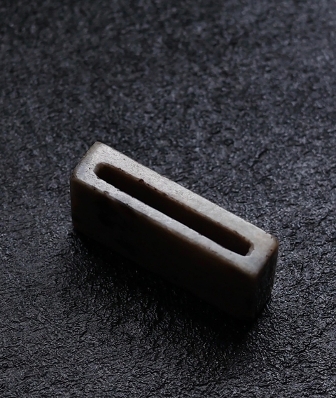 古玩玉器玉帶穿真品鑒賞圖